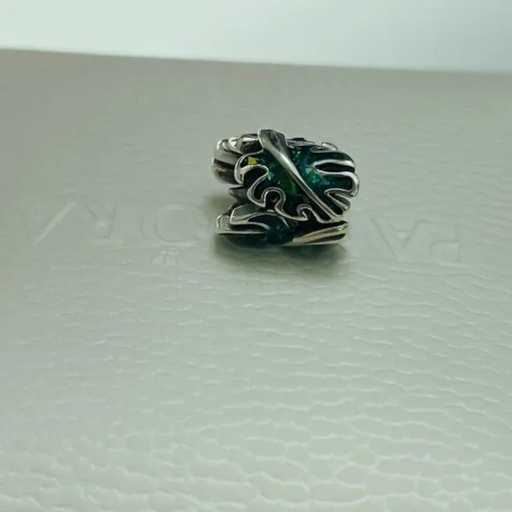 Pandora Green Monstera Leaves Charm